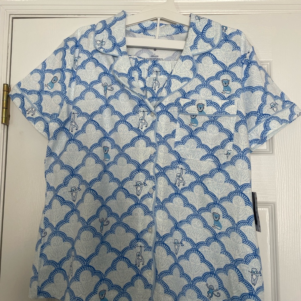 Roller Rabbit Blue Scallop-Print Pajama Set - Picture 10 of 13